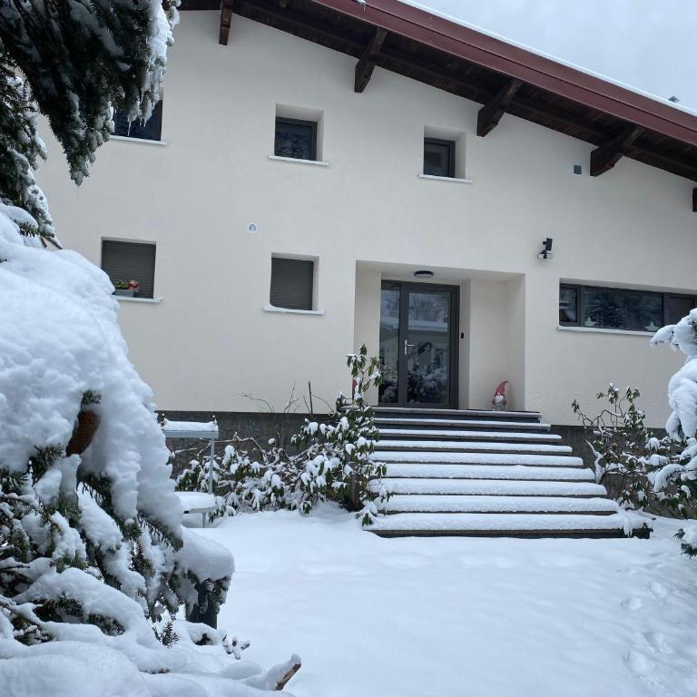 LE VERTBRUCHE - Gîte avec superbe vue pour 15 pers - Maison 6 Chambres - 4