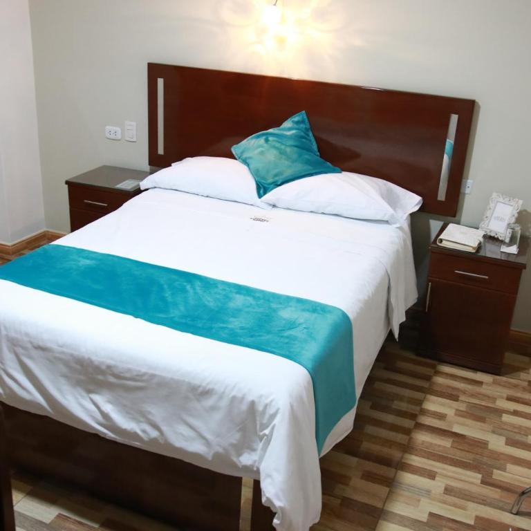 Hotel Loyalty Moquegua - Habitación Doble con baño privado - 2