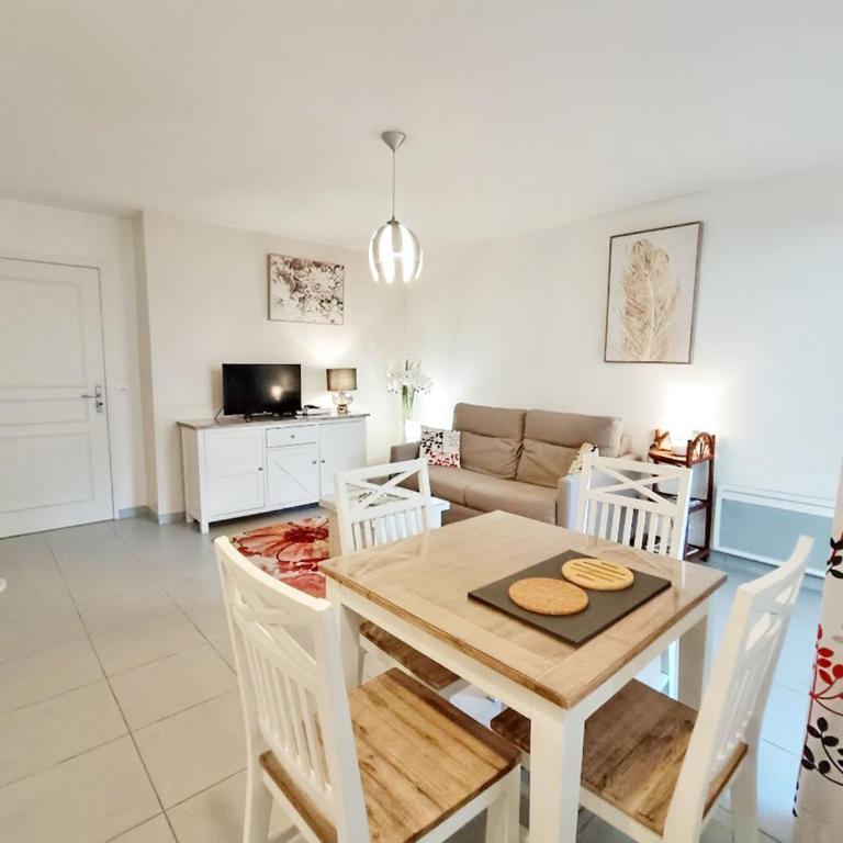 Sylvie8, T2, centre Luchon, jardin, 4 personnes - Appartamento con 1 Camera da Letto - 3