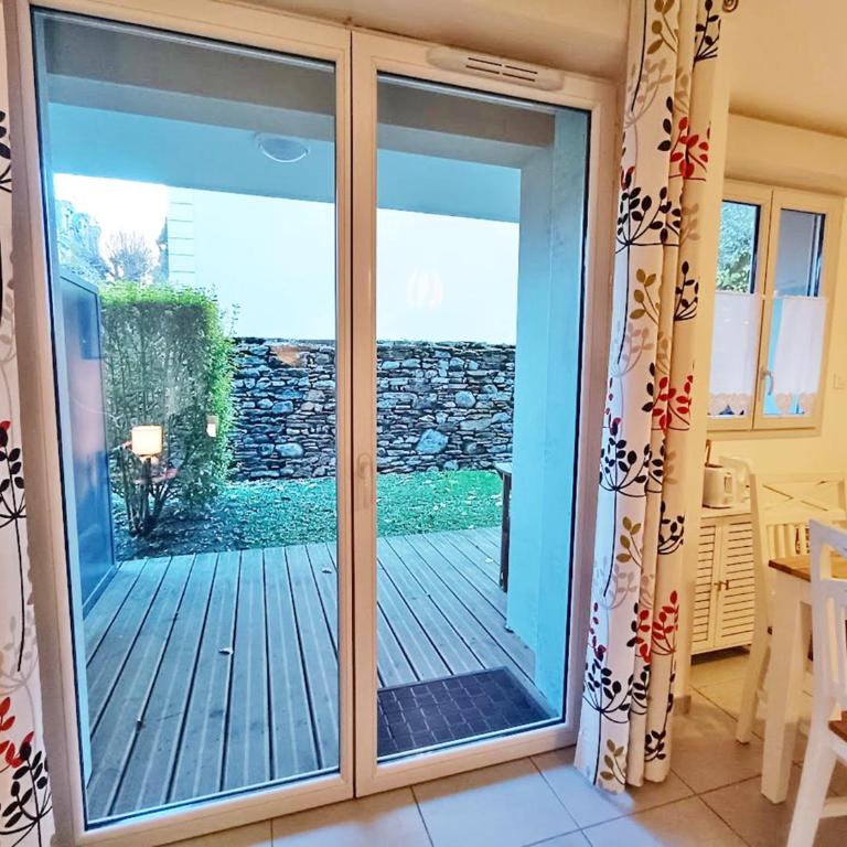 Sylvie8, T2, centre Luchon, jardin, 4 personnes - Appartamento con 1 Camera da Letto - 6