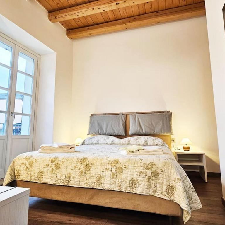 [Plaza Deluxe] Modern Center House - View Como Lake - Top Privacy - Two-Bedroom Apartment - 15