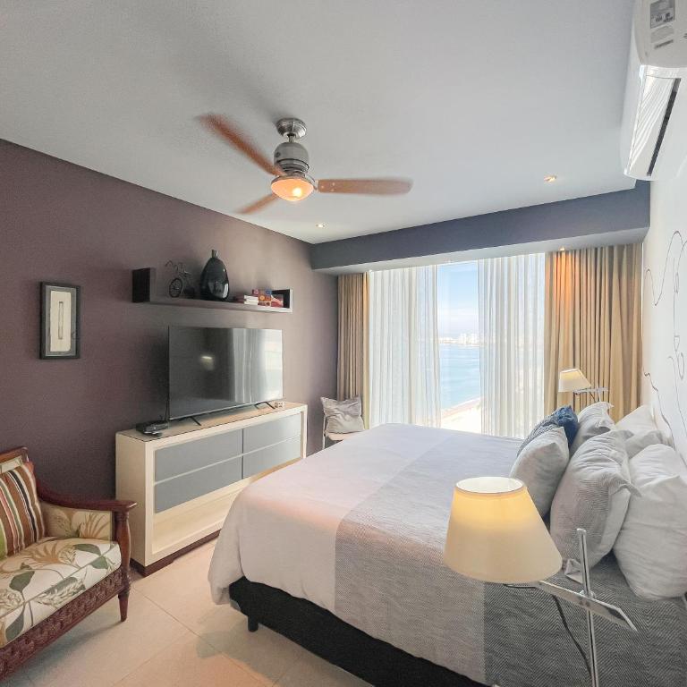 Luxury Condo Peninsula - Apartamento - 67