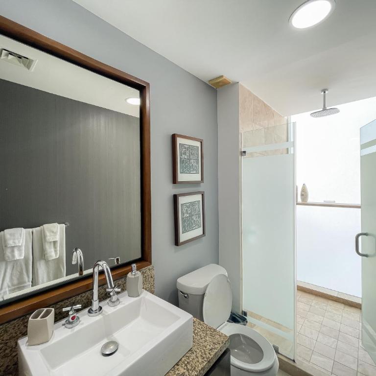 Luxury Condo Peninsula - Apartamento - 72