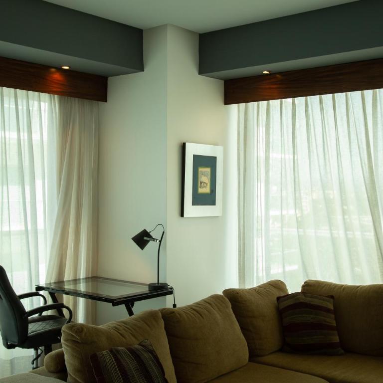 Luxury Condo Peninsula - Apartamento - 81