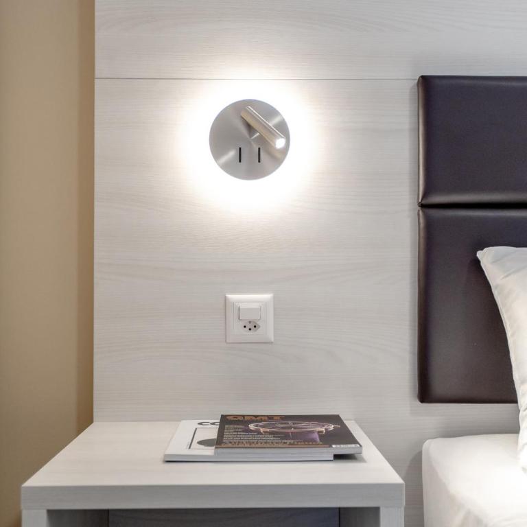 Miralago Locarno Easy Rooms - Easy Self Check-In - Camera Matrimoniale Standard con Aria Condizionata - 5