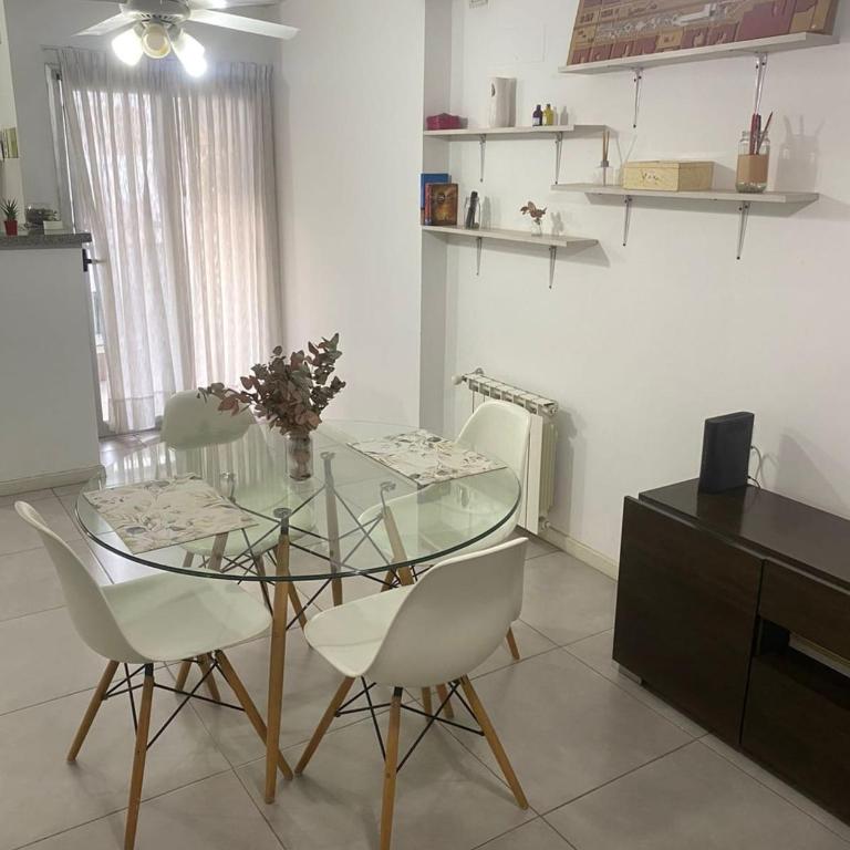 Departamento -Torre Duomo- a 50mts de la Terminal de Ómnibus de lado de Barrio Nueva Cordoba, By Apartcba - Apartamento de 1 dormitorio - 1
