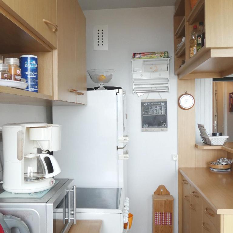Studio à deux pas de la plage à Saint-Jean-de-Monts - FR-1-323-415 - Studio - 4