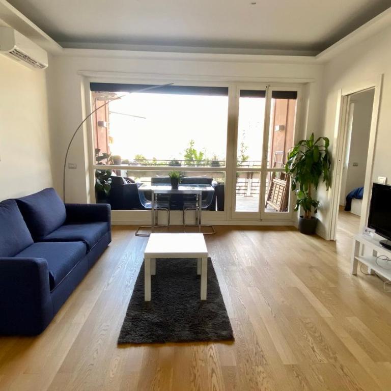 Moderno bilocale con terrazzo - Appartamento con 1 Camera da Letto - 2