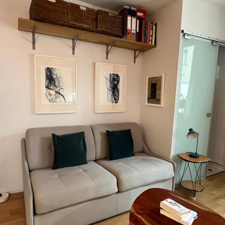 Montmartre Bright & Quiet - One-Bedroom Apartment - 6