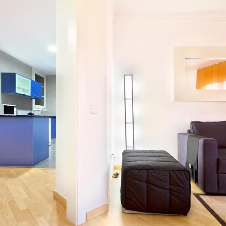 Apartment Gaudi XL - Four-bedroom Apartment - 10