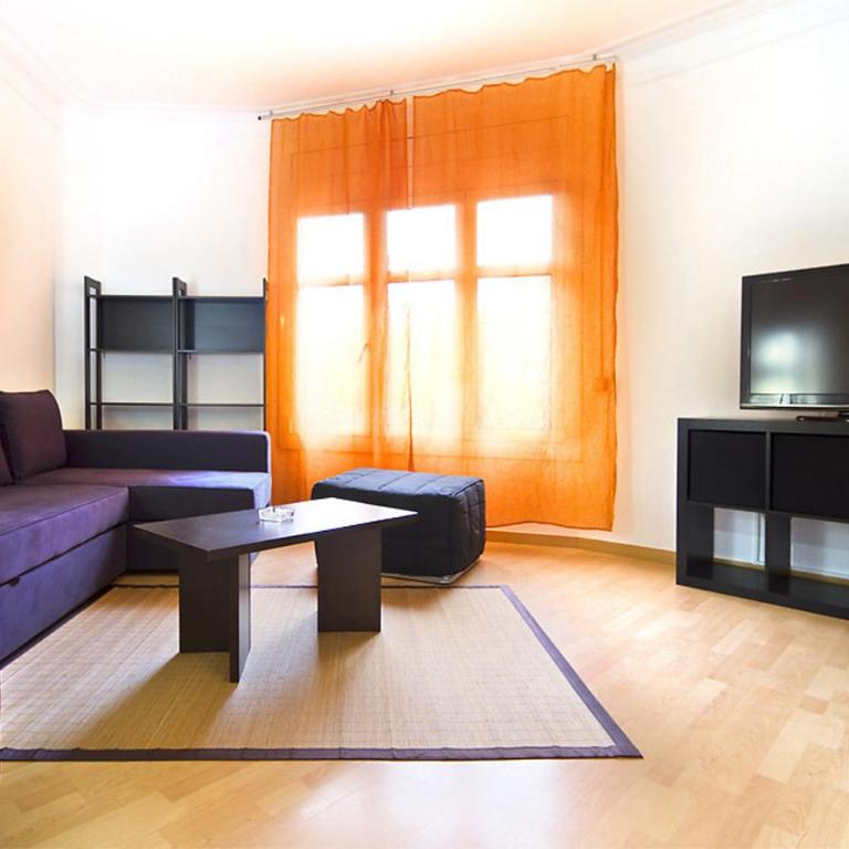 Apartment Gaudi XL - Four-bedroom Apartment - 11