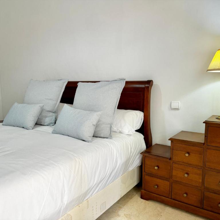 Stunning Apartment With Sea Views - EaW Homes - Apartamento - 11