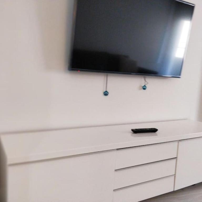 Casco Viejo 5 min, 3 HABITACIONES ,MODERNO,Garaje - Three-Bedroom Apartment - 8