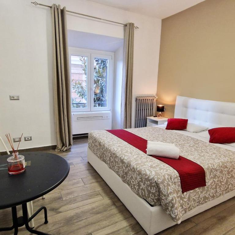 Giulya Guesthouse Hospety Group - Camera Matrimoniale Superior - 7