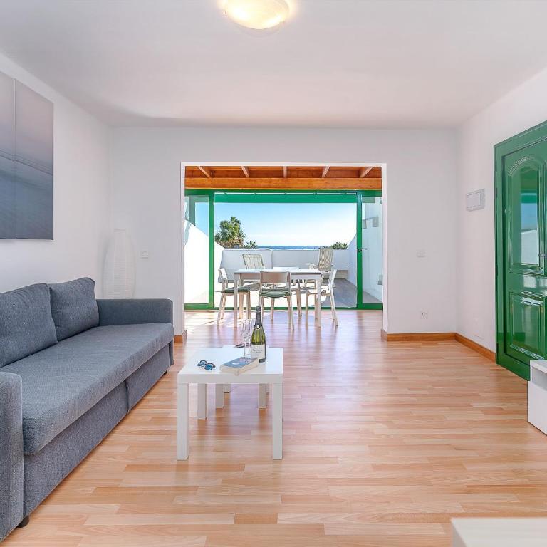 Fantástico apartamento con terraza y vistas al mar - Apartamento - 8