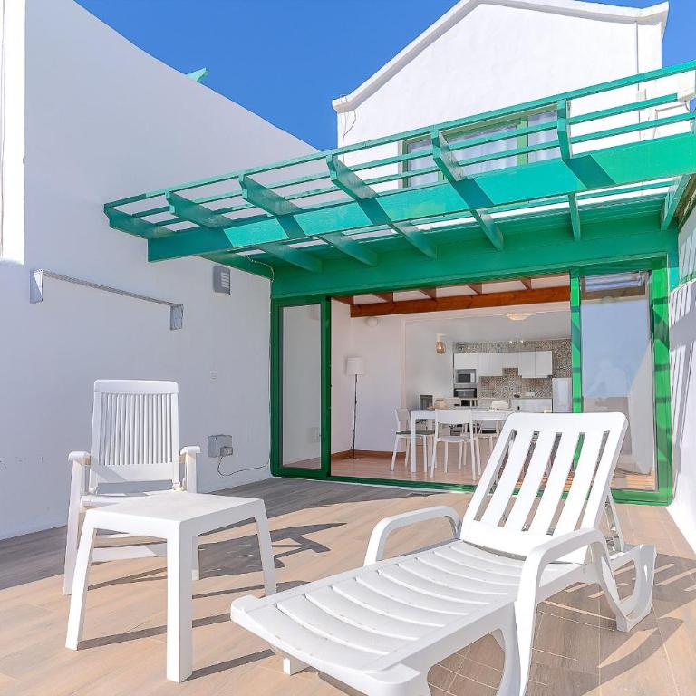 Fantástico apartamento con terraza y vistas al mar - Apartamento - 1