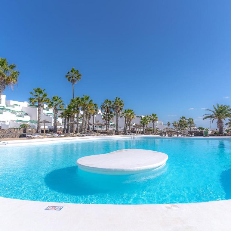 Fantástico apartamento con terraza y vistas al mar - Apartamento - 17