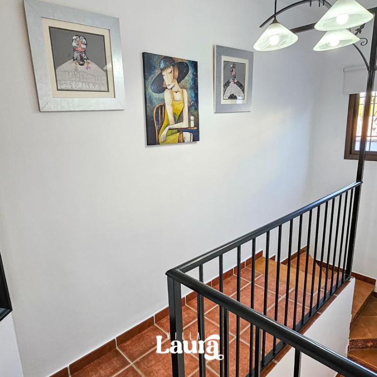 Villa Laura - Four-Bedroom House - 39