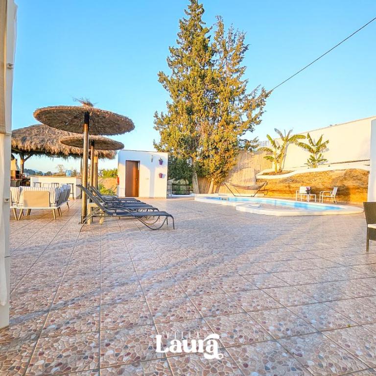 Villa Laura - Four-Bedroom House - 20
