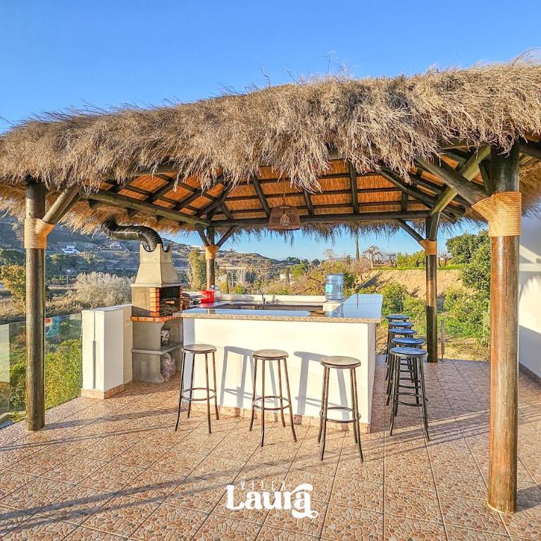 Villa Laura - Four-Bedroom House - 9