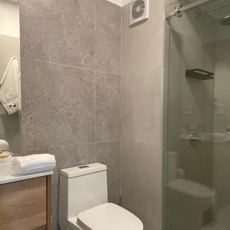 La Mar Miraflores by Wynwood House - Two-Bedroom Deluxe Apartment with Balcony - 8