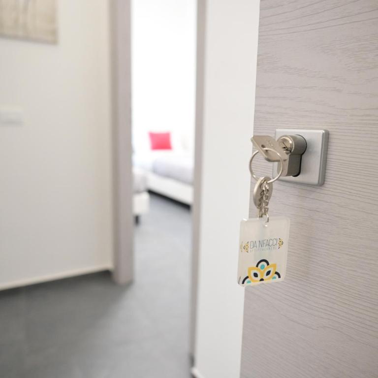 Da 'Nfacci Affittacamere - Camera Quadrupla con Bagno Privato - 14