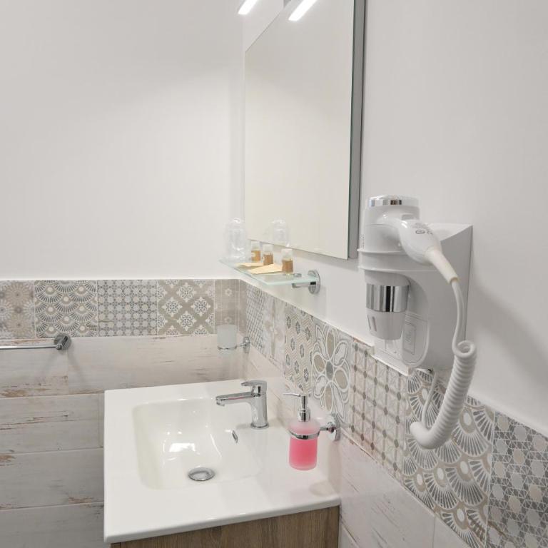 Da 'Nfacci Affittacamere - Camera Quadrupla con Bagno Privato - 17