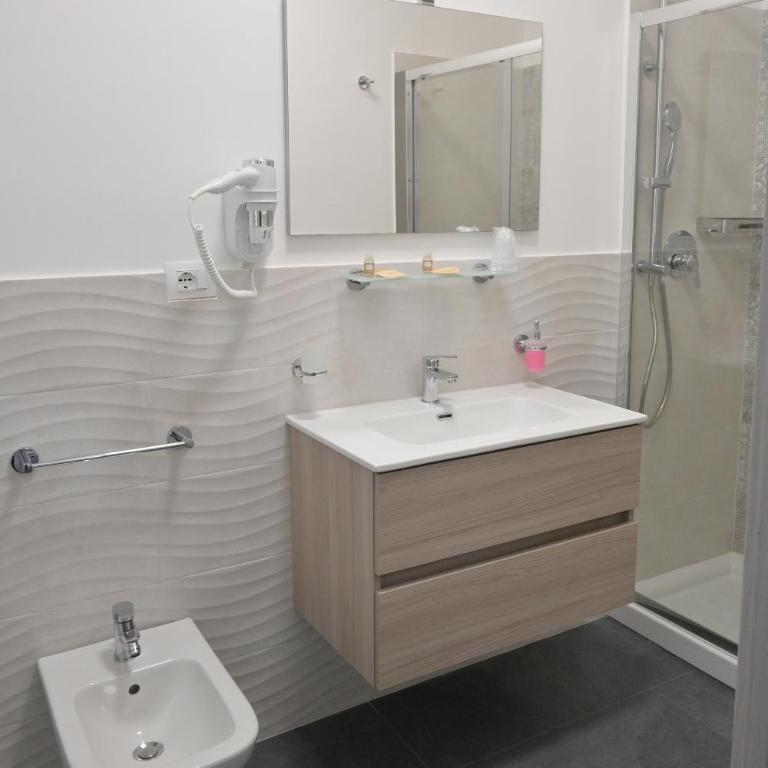 Da 'Nfacci Affittacamere - Camera Matrimoniale con Bagno Privato - 26