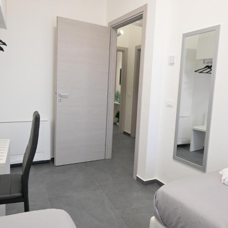 Da 'Nfacci Affittacamere - Camera Quadrupla con Bagno Privato - 31