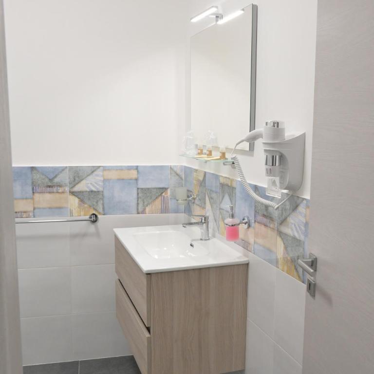 Da 'Nfacci Affittacamere - Camera Tripla con Bagno Privato - 31