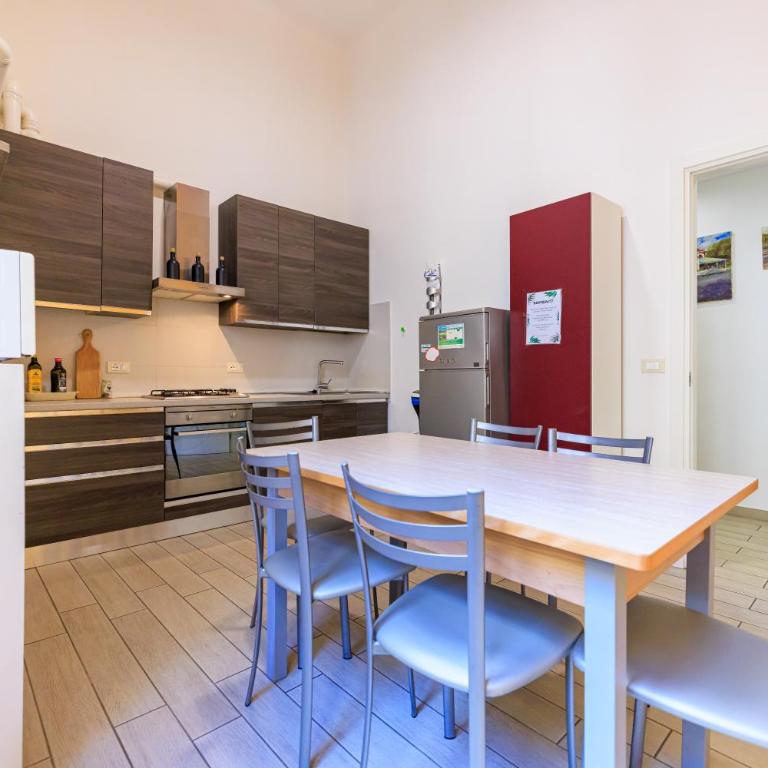 A due passi dal porto - Appartamento con 2 Camere da Letto - 26