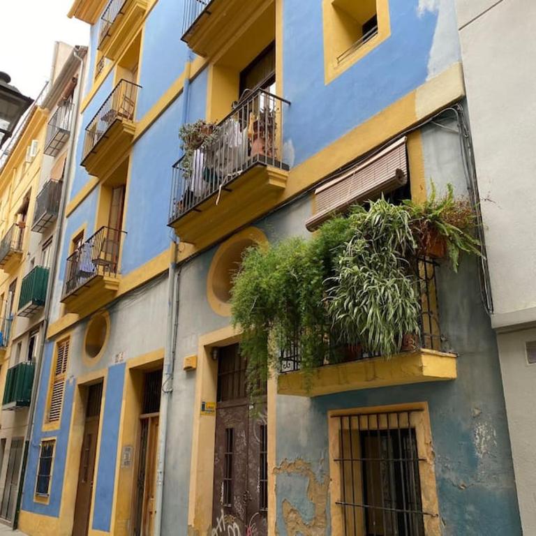 Loft con estilo y terraza en centro histórico - One-Bedroom Apartment - 56