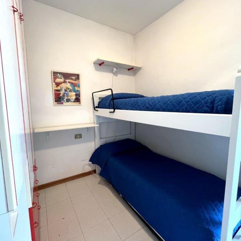 Lovely flat in Bibione Pineda 100m from the beach - Apartment - 7