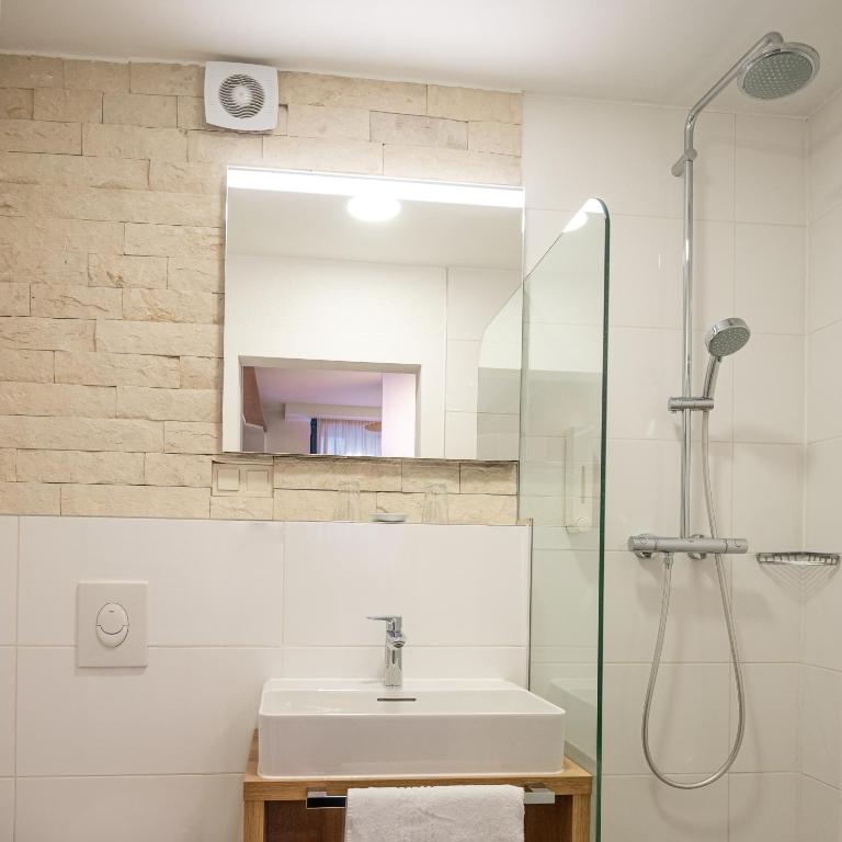 Hotel Modus - Standard Doppelzimmer – Souterrain - 9