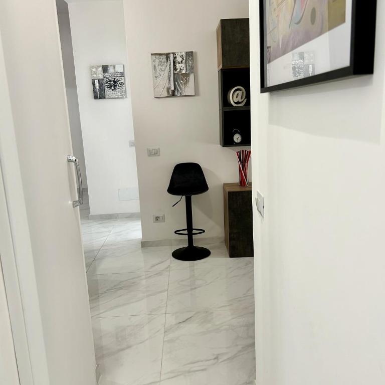 Urban Chic San Paolo Apartment Rome - Appartamento con 2 Camere da Letto - 30