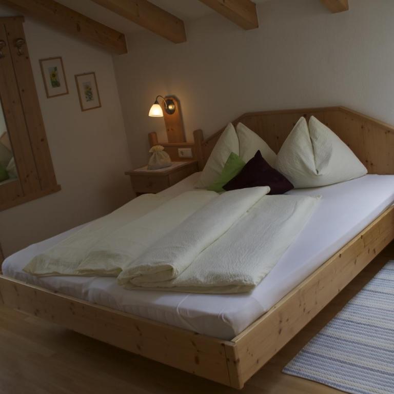 Cafe Schneider - Doppelzimmer mit Balkon - 2