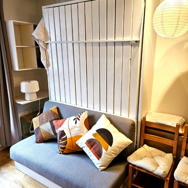 Cozy Chamonix Ski Studio with Mountain Views - Apartment with Mountain View - 2