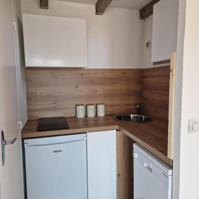 Appartement neuf climatisé avec terrasse Gruissan - Two-Bedroom Apartment - 6