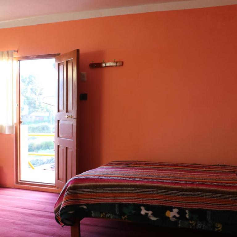 INKA LAKE Island Amantani - Quadruple Room with Shared Bathroom - 9