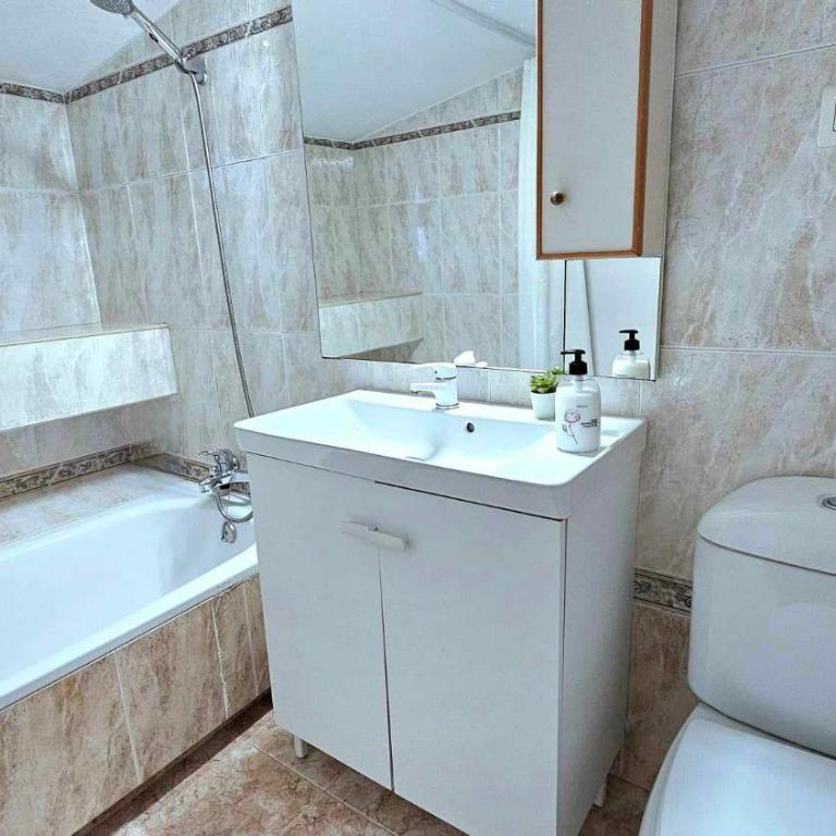 Dúplex con vistas al mar,cerca de playa y puerto - Apartamento de 1 dormitorio - 19