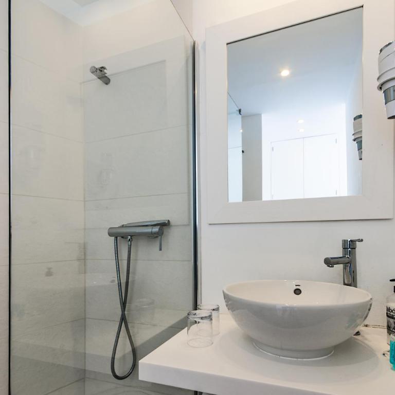 Galaxia Boutique Hotel - Superior Double Room with Sea View - 12