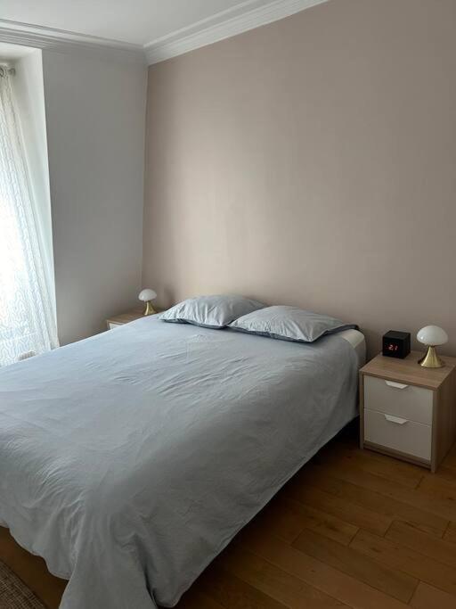 Appartement sur les toits de Paris vue Tour Eiffel 4 chambres - Appartement - 8