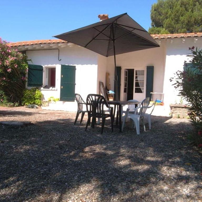 Grande Villa 5 Pièces Avec Jardin Clos et Terrasse - 300m de la Mer à Argelès-sur-Mer - FR-1-776-71 - Villa - 1