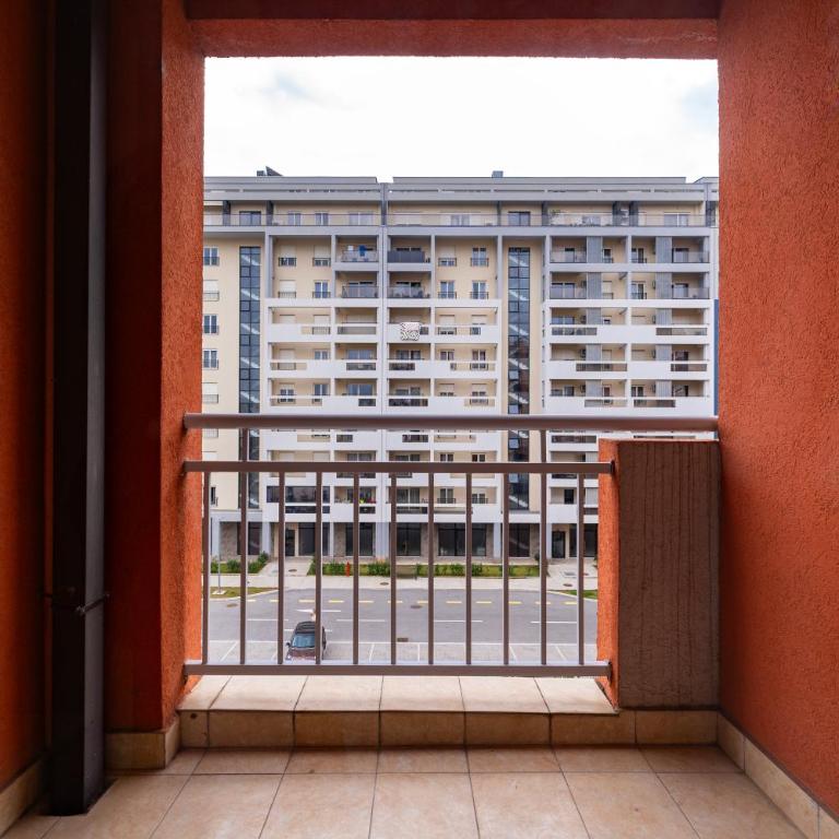 Spacious two bedroom - Two-Bedroom Apartment - 17