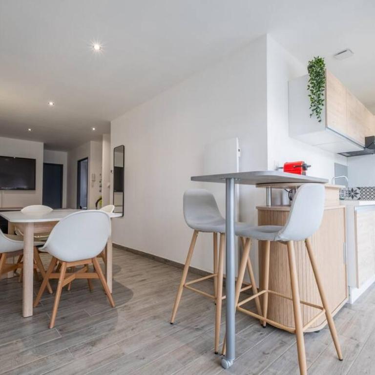 Le Trianon - Parking Privé - Appartement 1 Chambre - 2