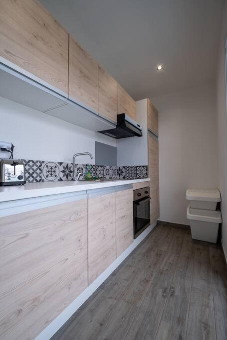 Le Trianon - Parking Privé - Appartement 1 Chambre - 6