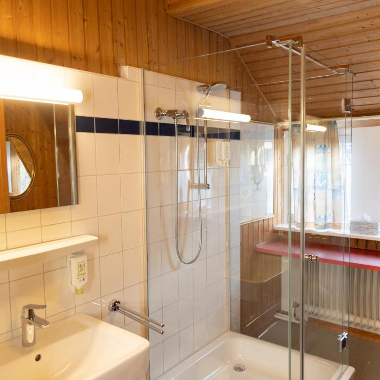 Gästehaus Englischer Garten - Standard Familienzimmer - 14