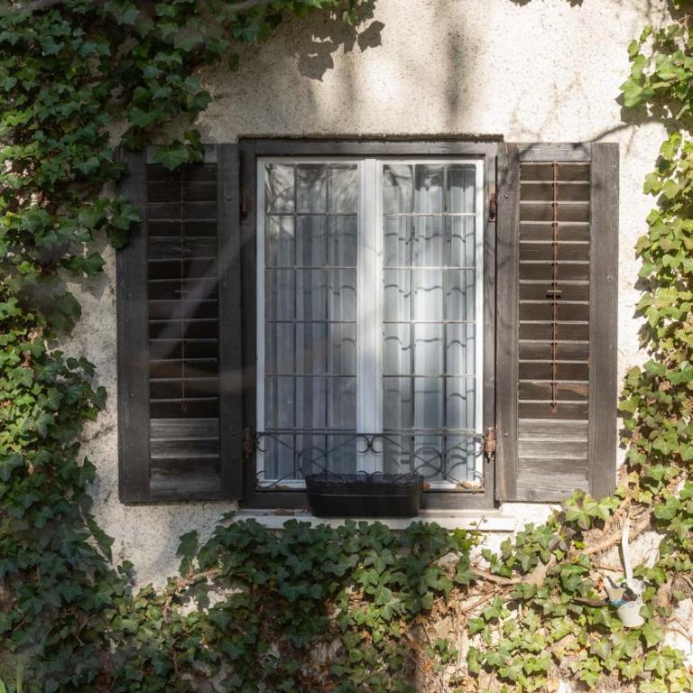 Gästehaus Englischer Garten - Economy Doppel- oder Zweibettzimmer mit Gemeinschaftsbad - 11