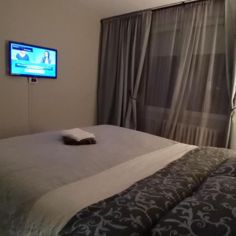 SUNSHINE Apartment - Two-Bedroom Apartment - 19