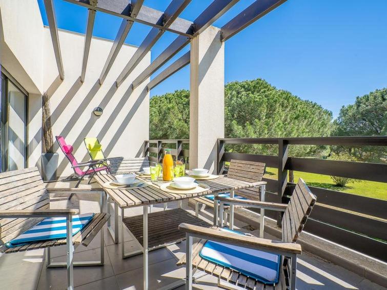 VERT Paradis ST CYPRIEN GOLF CLAIR 3 étoiles, 80 m2 avec Terrasse Pergola, Vue apaisante sur Pins parasols, 2è étage, 2 chambres, 3 CLIM, WIFI - Piscine, Parking et Park à vélos, Ascenseur - en Option Linge, Ménage - Pistes cyclables, Mer à proximité - Two-Bedroom Apartment - 6